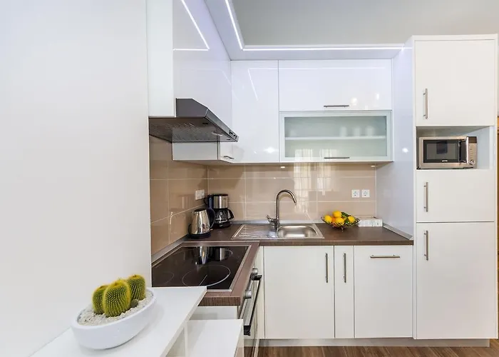 Miracool Apartment *